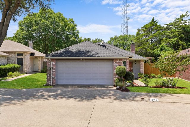 231 Juniper Ridge Circle, Desoto, TX 75115