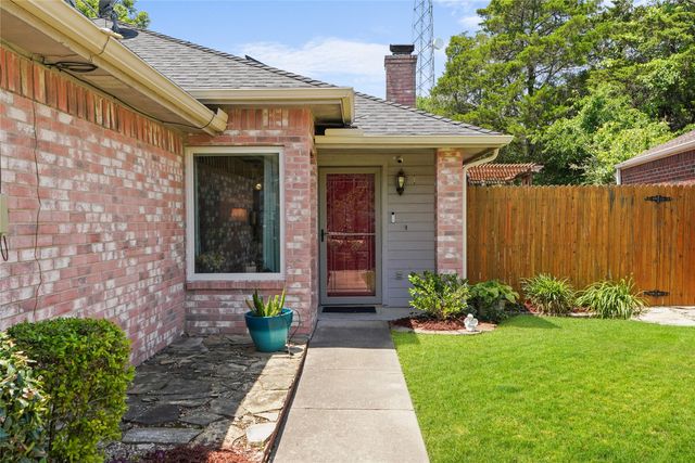 231 Juniper Ridge Circle, Desoto, TX 75115