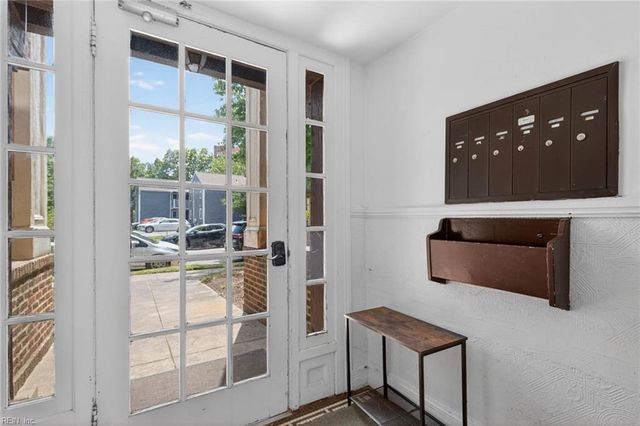 720 Redgate Ave Apt 6, Norfolk, VA 23507