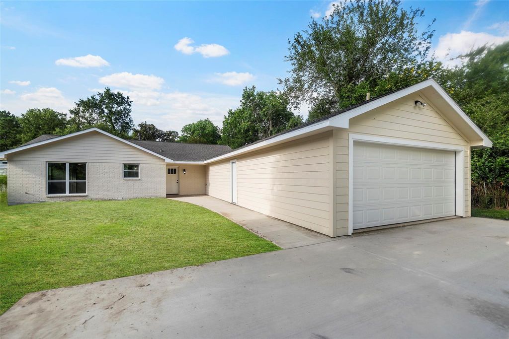 12006 Unison Road, Houston, TX 77044