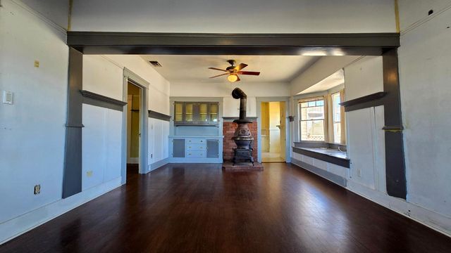 7132 Avenue 404, Dinuba, CA 93618