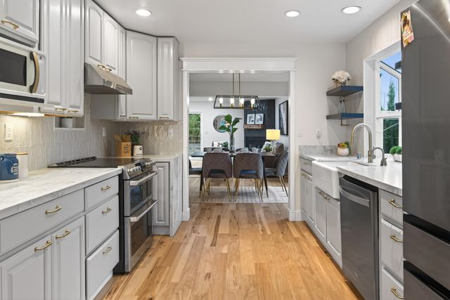 675 Alquire Pkwy, Hayward, CA 94544