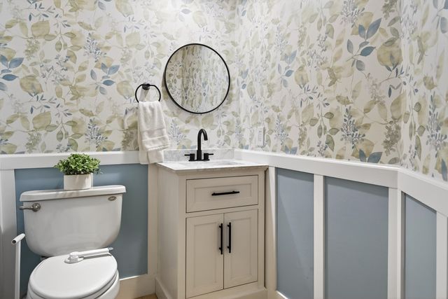 675 Alquire Pkwy, Hayward, CA 94544