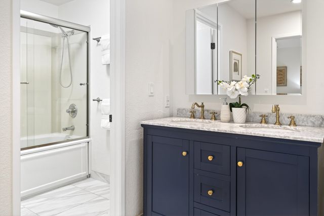 675 Alquire Pkwy, Hayward, CA 94544