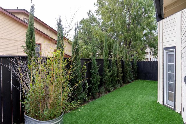 675 Alquire Pkwy, Hayward, CA 94544