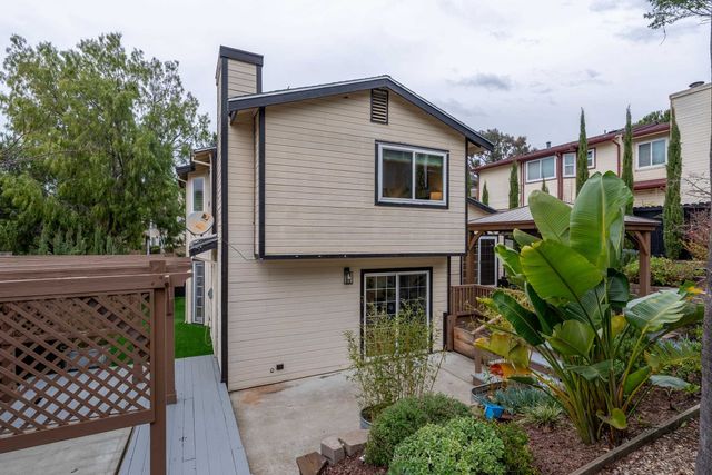 675 Alquire Pkwy, Hayward, CA 94544