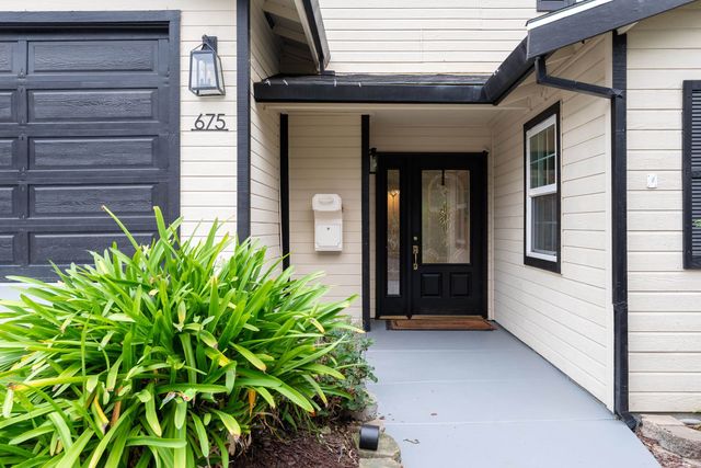 675 Alquire Pkwy, Hayward, CA 94544