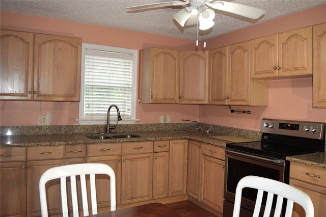 1729 S PINELLAS AVENUE, Tarpon Springs, FL 34689