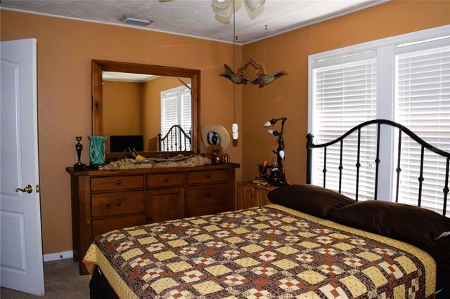 1729 S PINELLAS AVENUE, Tarpon Springs, FL 34689