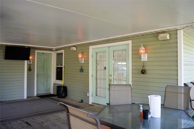 1729 S PINELLAS AVENUE, Tarpon Springs, FL 34689