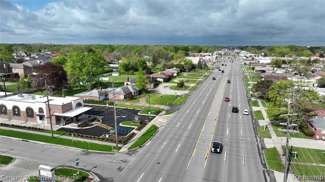 26931 Ford Road, Dearborn Heights, MI 48127