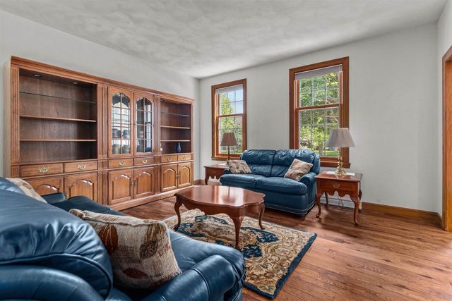 224 E CARRINGTON LANE, Appleton, WI 54913
