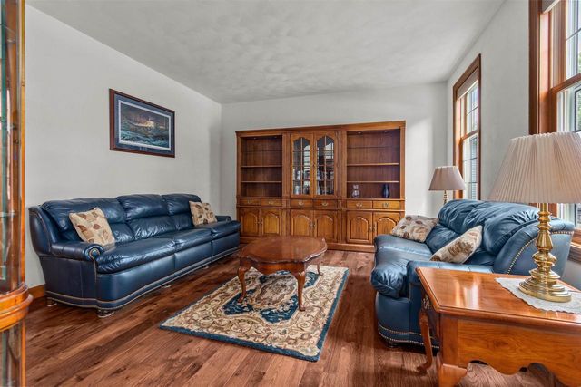 224 E CARRINGTON LANE, Appleton, WI 54913