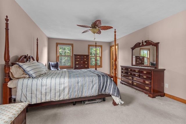224 E CARRINGTON LANE, Appleton, WI 54913