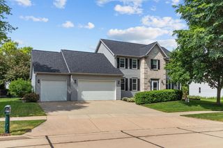 224 E CARRINGTON LANE, Appleton, WI 54913