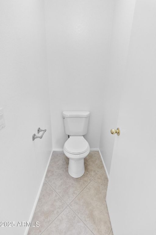 Image 14 of property listing at 7767 W SIERRA VISTA Drive, Glendale, AZ 85303