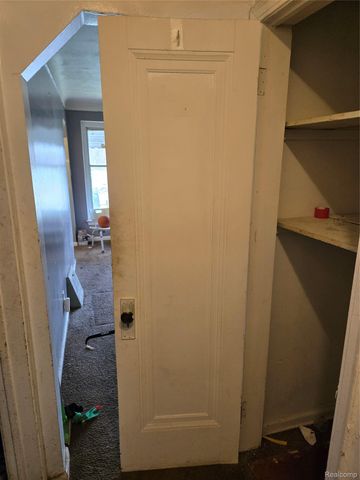 8616 Mark Twain Street, Detroit, MI 48228