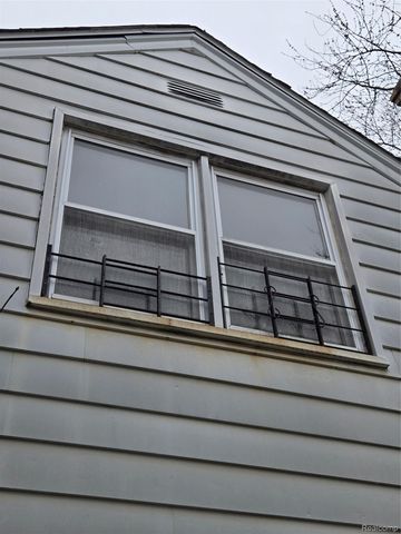 8616 Mark Twain Street, Detroit, MI 48228