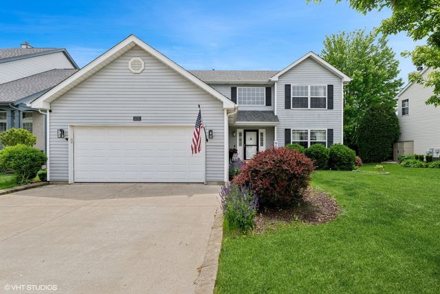 3175 N Magnolia Lane, Wadsworth, IL 60083