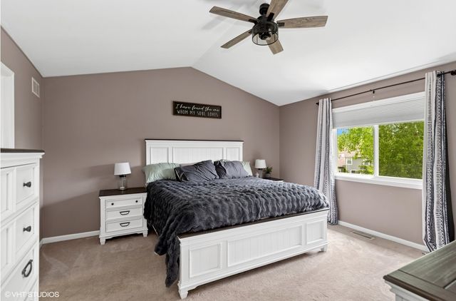 3175 N Magnolia Lane, Wadsworth, IL 60083
