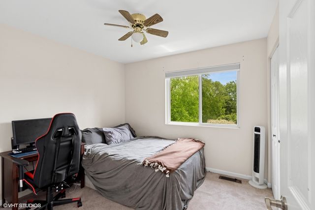 3175 N Magnolia Lane, Wadsworth, IL 60083