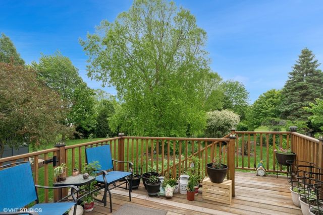 3175 N Magnolia Lane, Wadsworth, IL 60083