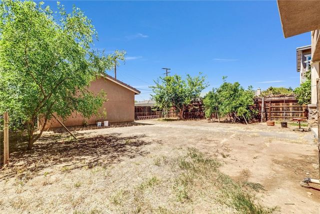 2925 Lemon Street, Riverside, CA 92501