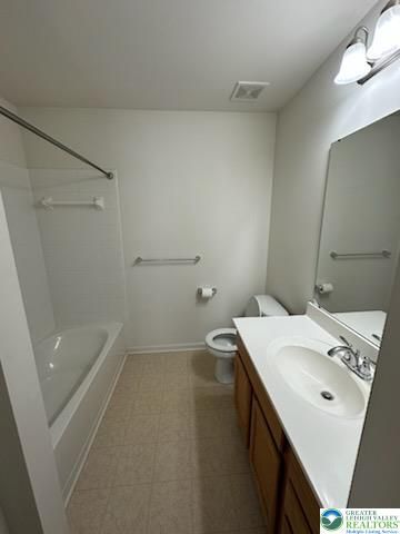 1132 Sparrow Way, Upper Macungie Twp, PA 18031