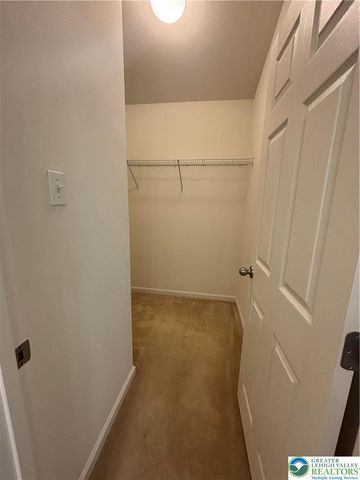 1132 Sparrow Way, Upper Macungie Twp, PA 18031