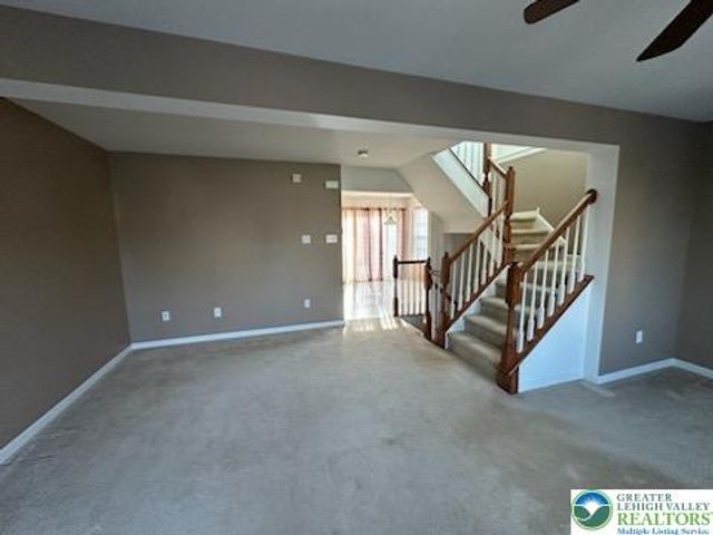 1132 Sparrow Way, Upper Macungie Twp, PA 18031