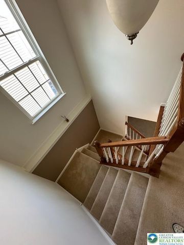 1132 Sparrow Way, Upper Macungie Twp, PA 18031
