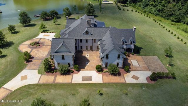 11281 Road 468, Philadelphia, MS 39350