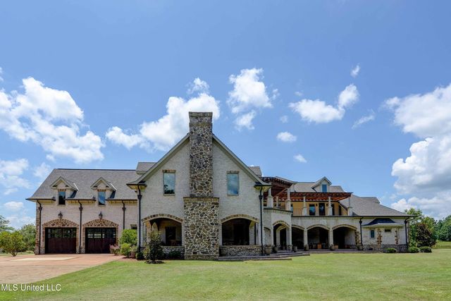 11281 Road 468, Philadelphia, MS 39350