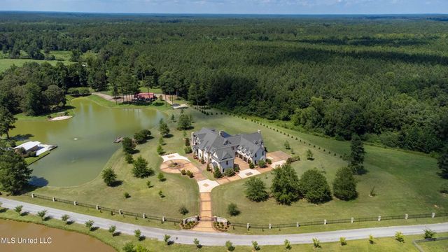 11281 Road 468, Philadelphia, MS 39350