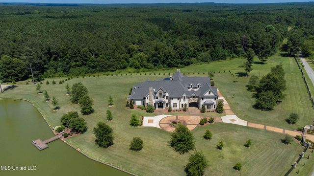 11281 Road 468, Philadelphia, MS 39350