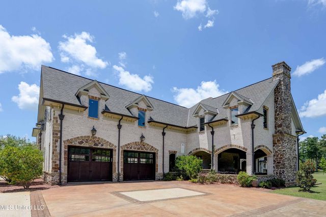 11281 Road 468, Philadelphia, MS 39350