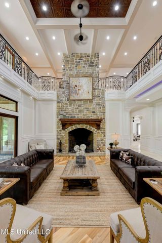 11281 Road 468, Philadelphia, MS 39350