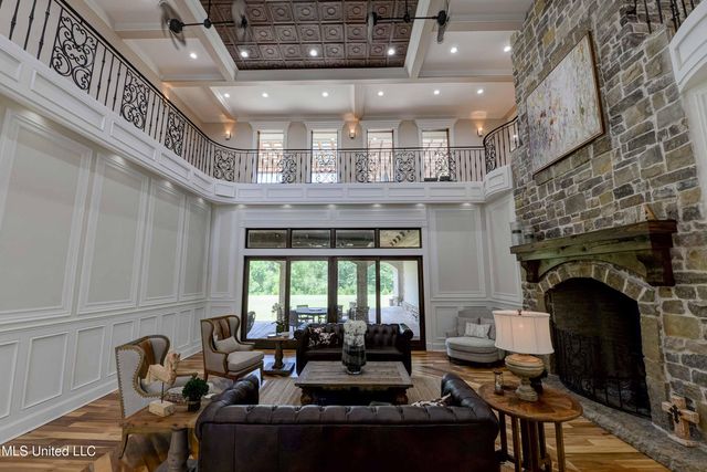 11281 Road 468, Philadelphia, MS 39350