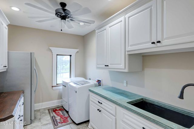 11281 Road 468, Philadelphia, MS 39350