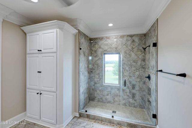 11281 Road 468, Philadelphia, MS 39350