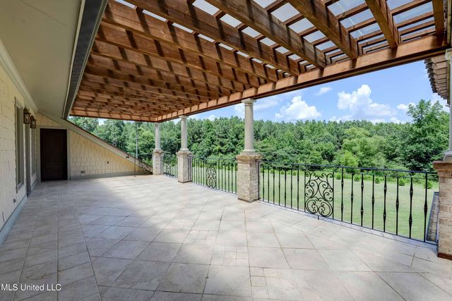 11281 Road 468, Philadelphia, MS 39350