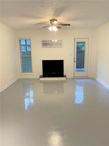 917 Dunbar Drive, Dunwoody, GA 30338
