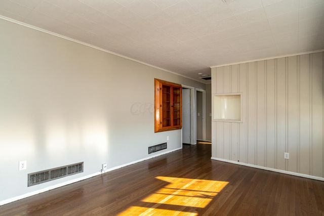 4498 E Livingston Avenue, Columbus, OH 43227