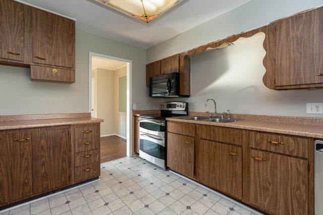 4498 E Livingston Avenue, Columbus, OH 43227