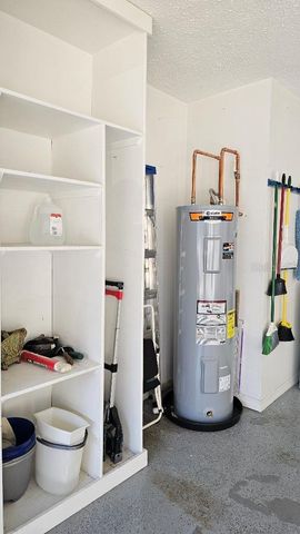 882 LUCAS LANE, Oldsmar, FL 34677