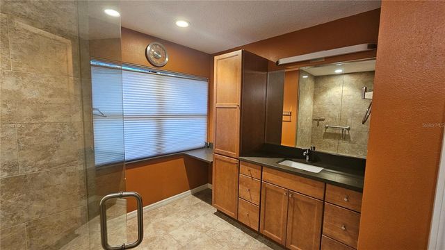 882 LUCAS LANE, Oldsmar, FL 34677