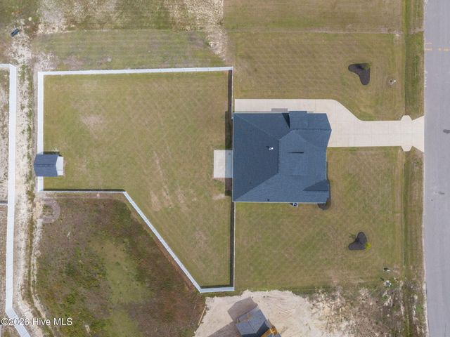2737 Windflower Lane, Grimesland, NC 27837