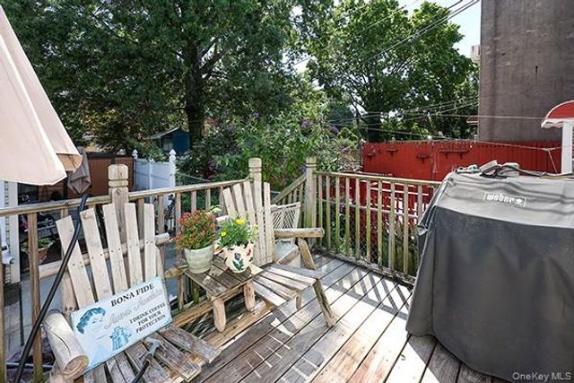 7333 71st Place, Glendale, NY 11385