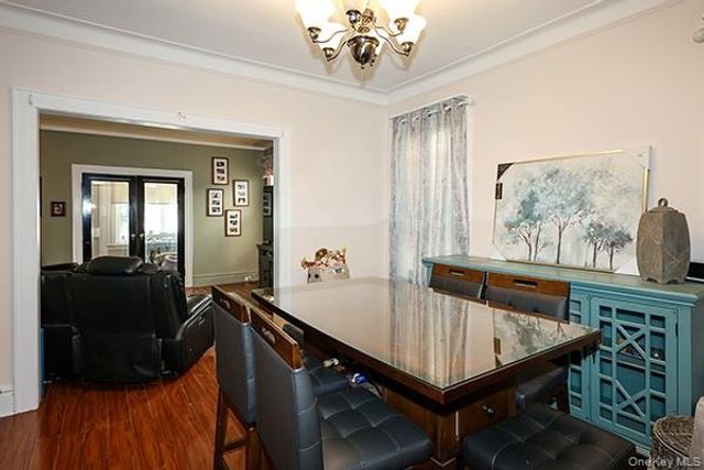 7333 71st Place, Glendale, NY 11385