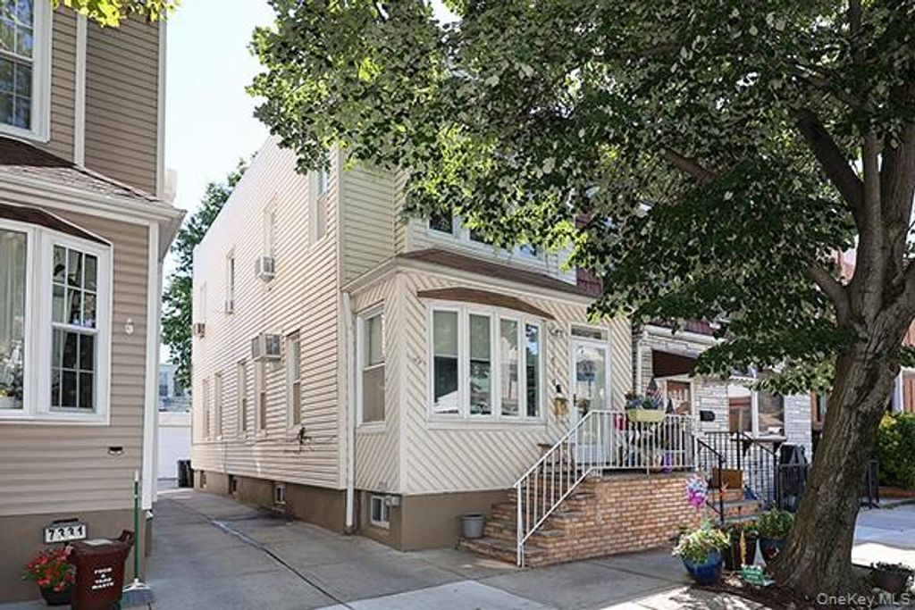 7333 71st Place, Glendale, NY 11385